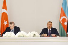 Азербайджан и Турция подписали восемь межправительственных документов (ФОТО)