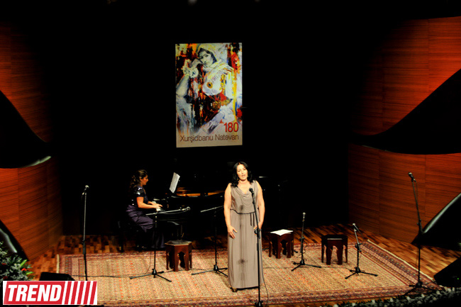 В Баку отметили 180-летие великой поэтессы Хуршидбану Натаван (фотосессия)