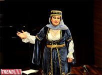 В Баку отметили 180-летие великой поэтессы Хуршидбану Натаван (фотосессия)