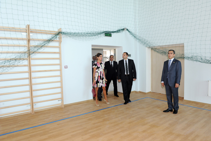 В поселке Зиря для школы номер 120 построено новое здание, состоящее из пяти корпусов (ФОТО)