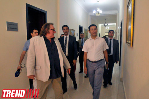 Жерар Депардье: "Азербайджан - великая страна и у вас огромное сердце! Çox sağ olun!" (фото)