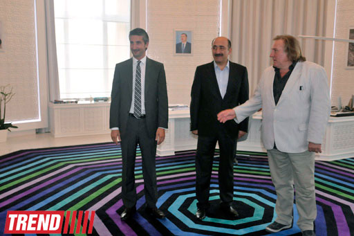 Жерар Депардье: "Азербайджан - великая страна и у вас огромное сердце! Çox sağ olun!" (фото)