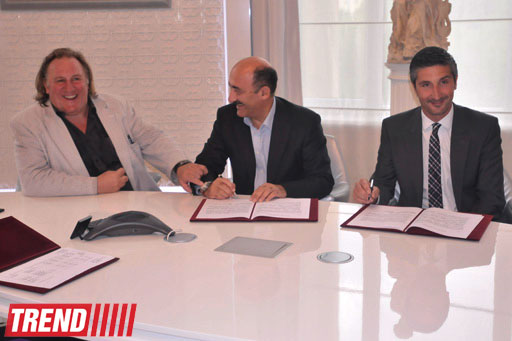 Жерар Депардье: "Азербайджан - великая страна и у вас огромное сердце! Çox sağ olun!" (фото)