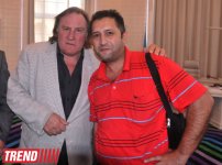Жерар Депардье: "Азербайджан - великая страна и у вас огромное сердце! Çox sağ olun!" (фото)