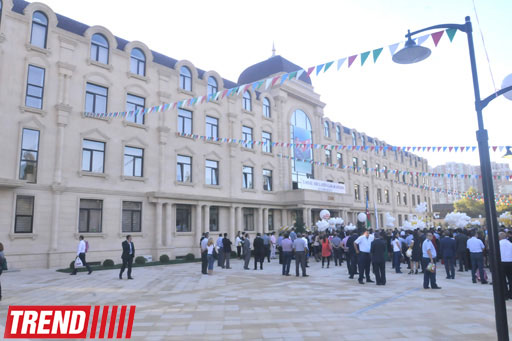 В Баку состоялось торжественное открытие "Baku Modern School" (фотосессия)