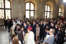 Президент Азербайджана и его супруга приняли участие в церемонии открытия новых залов Лувра в Париже, посвященных  исламскому искусству (ФОТО)