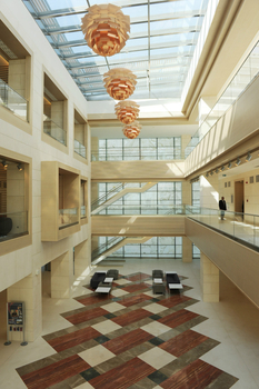 Президент Азербайджана и его супруга приняли участие в открытии нового учебного комплекса Дипакадемии (ФОТО)