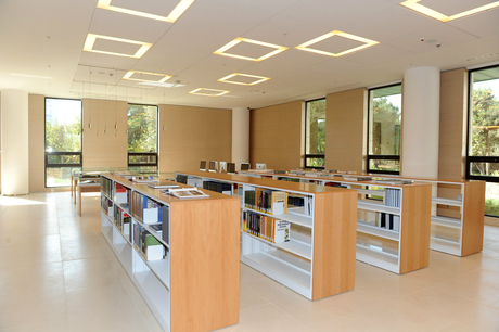 Президент Азербайджана и его супруга приняли участие в открытии нового учебного комплекса Дипакадемии (ФОТО)