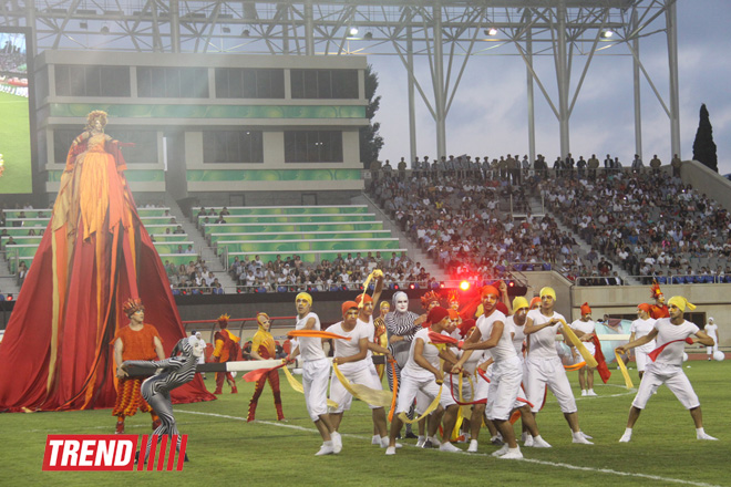 Дженнифер Лопеc и Cirque du Soleil представили в Баку эксклюзивное  шоу (видео-фото)