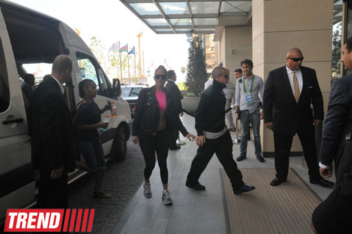 Первые фотографии Дженифер Лопес в Баку (ФОТО)