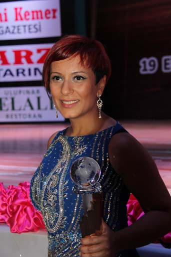 Тунзаля Агаева удостоена в Турции звания "Исполнитель года" (фото)