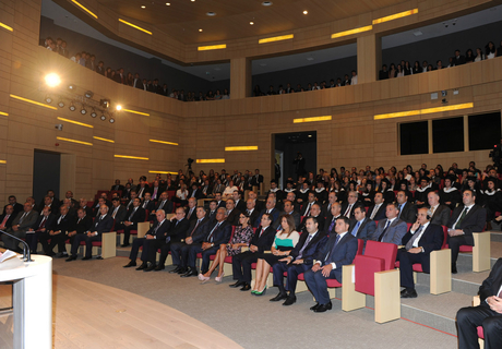 Президент Ильхам Алиев: Основная задача, стоящая перед страной и связанная с внешней политикой, – это урегулирование нагорно-карабахского конфликта (ФОТО)