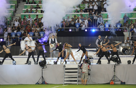 Президент Ильхам Алиев его супруга приняли участие на церемонии открытия ЧМ по футболу среди женщин до 17 лет (ФОТО)