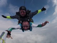 Кямал Мамедов покорил небо Украины с азербайджанским флагом (видео-фото)