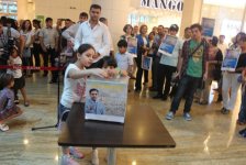 В Баку состоялась благотворительная акция в поддержку телеведущего Нурана Гусейнова (фото)