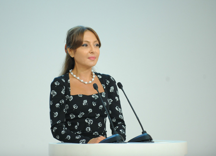 Президент Азербайджана и его супруга приняли участие в открытии нового учебного комплекса Бакинского филиала МГУ им. М.В.Ломоносова (ФОТО)