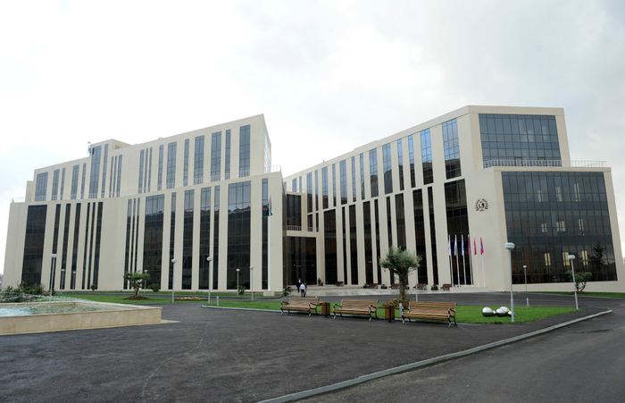 Президент Азербайджана и его супруга приняли участие в открытии нового учебного комплекса Бакинского филиала МГУ им. М.В.Ломоносова (ФОТО)