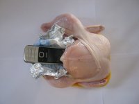 В Азербайджане пресечена попытка передачи в исправительное учреждение мобильных телефонов (ФОТО)