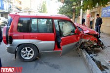 В Баку произошло тяжелое ДТП с участием пешехода (ФОТО)