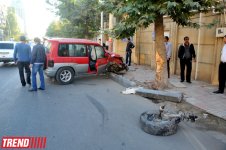 В Баку произошло тяжелое ДТП с участием пешехода (ФОТО)