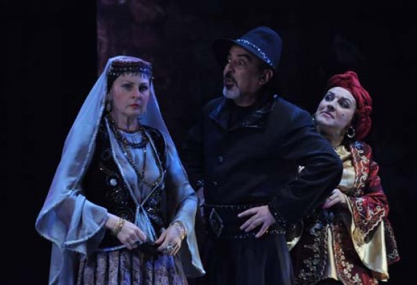 "Мусье Жордан...", или Как азербайджанские актеры отметят праздник (ВИДЕО)