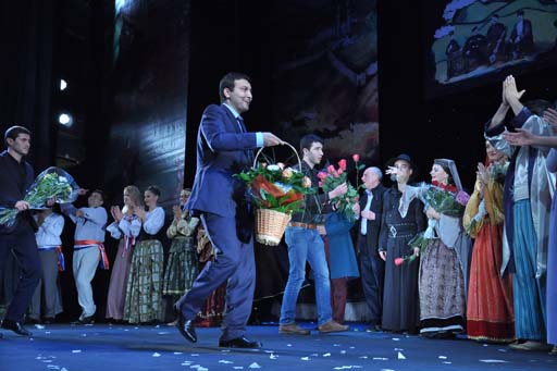 В Санкт-Петербурге с успехом прошел спектакль Азербайджанского театра русской драмы (фотосессия)