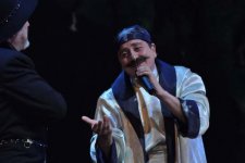 В Санкт-Петербурге с успехом прошел спектакль Азербайджанского театра русской драмы (фотосессия)