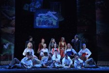 В Санкт-Петербурге с успехом прошел спектакль Азербайджанского театра русской драмы (фотосессия)