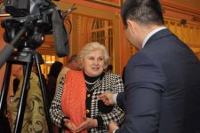 В Санкт-Петербурге с успехом прошел спектакль Азербайджанского театра русской драмы (фотосессия)