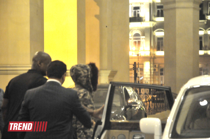 Рианна прибыла в Баку (фото)