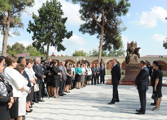 Президент Ильхам Алиев ознакомился с капитально реконструированным центральным парком отдыха в Барде (ФОТО)