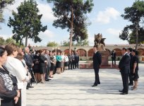 Президент Ильхам Алиев ознакомился с капитально реконструированным центральным парком отдыха в Барде (ФОТО)