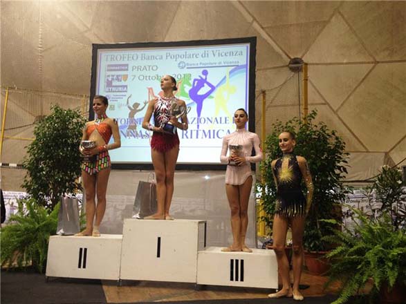 Trophy Banca Popolare di Vicenza 2012 завершился овациями в честь азербайджанских гимнасток (фото)