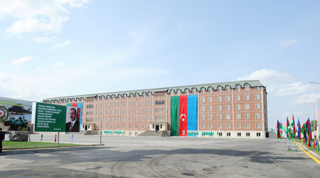 Ильхам Алиев принял участие в открытии в Евлахе новой военной части Государственной пограничной службы (ФОТО)