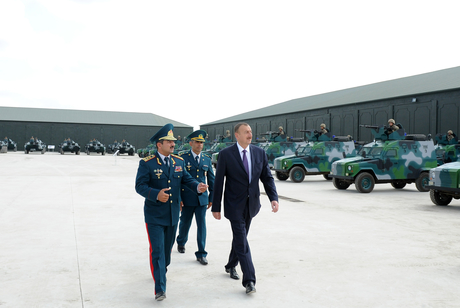 Ильхам Алиев принял участие в открытии в Евлахе новой военной части Государственной пограничной службы (ФОТО)