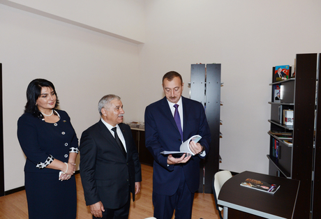 Президент Азербайджана принял участие в открытии Центра Гейдара Алиева в Зардабе (ФОТО)