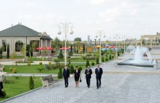 Президент Ильхам Алиев открыл Парк Героев в Барде (ФОТО)
