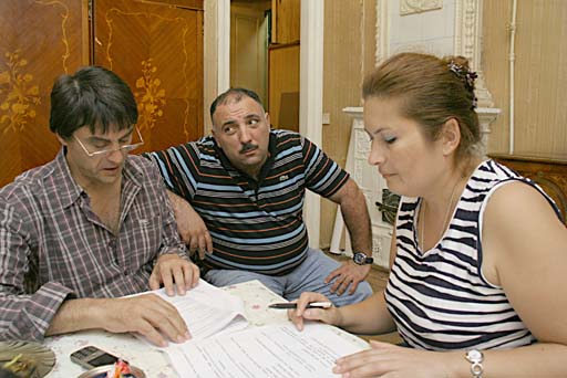 Специалисты "Мосфильма" снимают картину с участием Сархана Сархана и Бахрама Багирзаде (фото)