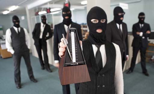 В Баку состоялся показ фильмов "Звуки шума" и "Обезглавленный петух" (фото)