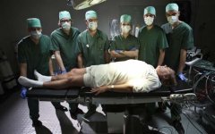 В Баку состоялся показ фильмов "Звуки шума" и "Обезглавленный петух" (фото)