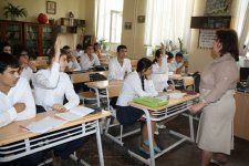 В бакинском лицее прошел открытый урок по истории России (фото)