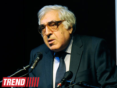 Председатель Союза Писателей Венгрии поздравил Анара с юбилеем