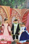 В Баку состоялся детский праздник, посвященный творчеству Шарля Перро (фотосессия)