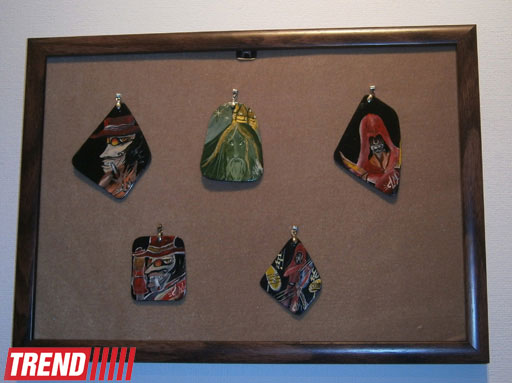 Искусство живописи на ногтях - выставка Ульвии Мусаевой в Баку (фотосессия)