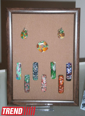 Искусство живописи на ногтях - выставка Ульвии Мусаевой в Баку (фотосессия)