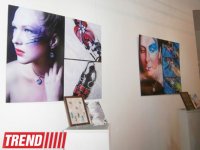 Искусство живописи на ногтях - выставка Ульвии Мусаевой в Баку (фотосессия)