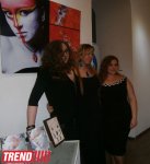 Искусство живописи на ногтях - выставка Ульвии Мусаевой в Баку (фотосессия)