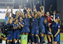 Президент Ильхам Алиев наблюдал за финальной игрой чемпионата мира по футболу среди женщин ФИФА U-17 (версия 2) (ФОТО)