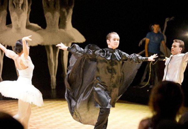 В Баку состоялся бал "Black and White" (фотосессия)