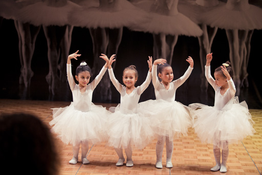 В Баку состоялся бал "Black and White" (фотосессия)